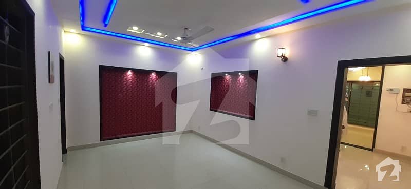 5 MARLA LIKE A NEW STYLISH LUXURY HOUSE AVAILABLE FOR RENT IN BAHRIA TOWN LAHORE