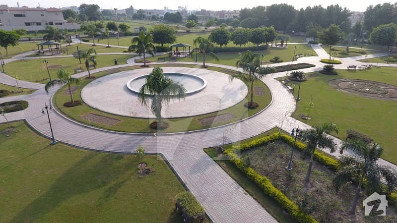 ڈی ایچ اے فیز9 پریزم ڈی ایچ اے ڈیفینس لاہور میں 1 کنال رہائشی پلاٹ 1.3 کروڑ میں برائے فروخت۔