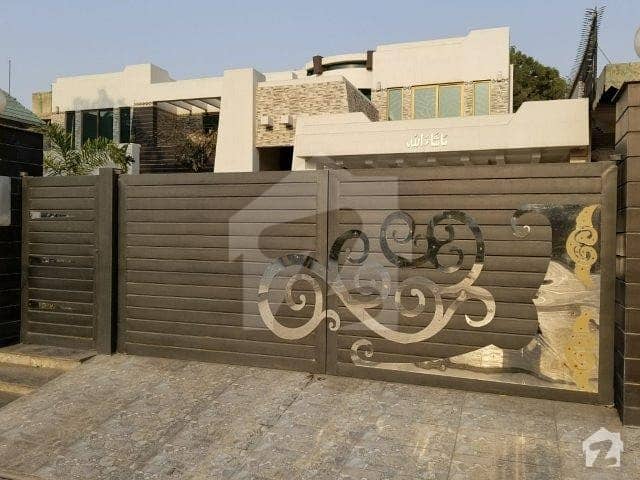 2 Kanal Stunning Bungalow Is Available For Sale In Dha Lahore