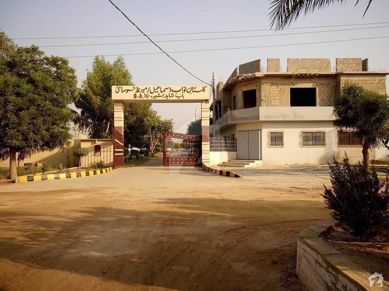 میرٹھ سوسائٹی سکیم 33 کراچی میں 10 مرلہ رہائشی پلاٹ 1.3 کروڑ میں برائے فروخت۔