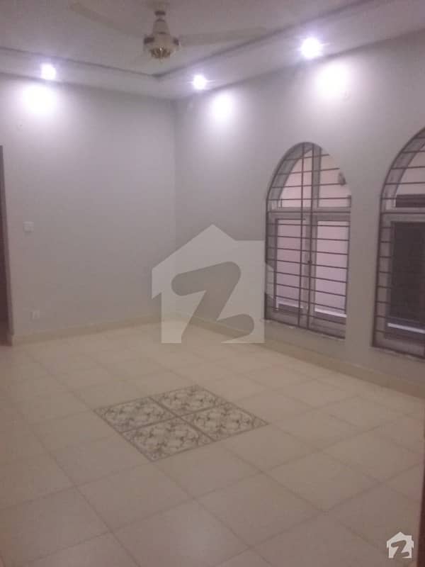 Spacious 10 Marla House Available For Rent In DHA Defence