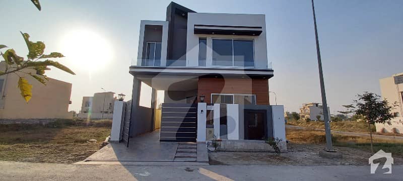 05 MARLA BRAND NEW HOUSE AVAILABLE FOR SALE AT IDEAL LOCATION