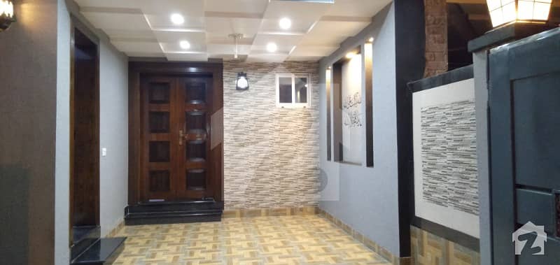 بحریہ ٹاؤن ۔ بلاک سی سی بحریہ ٹاؤن سیکٹرڈی بحریہ ٹاؤن لاہور میں 3 کمروں کا 5 مرلہ مکان 1.4 کروڑ میں برائے فروخت۔