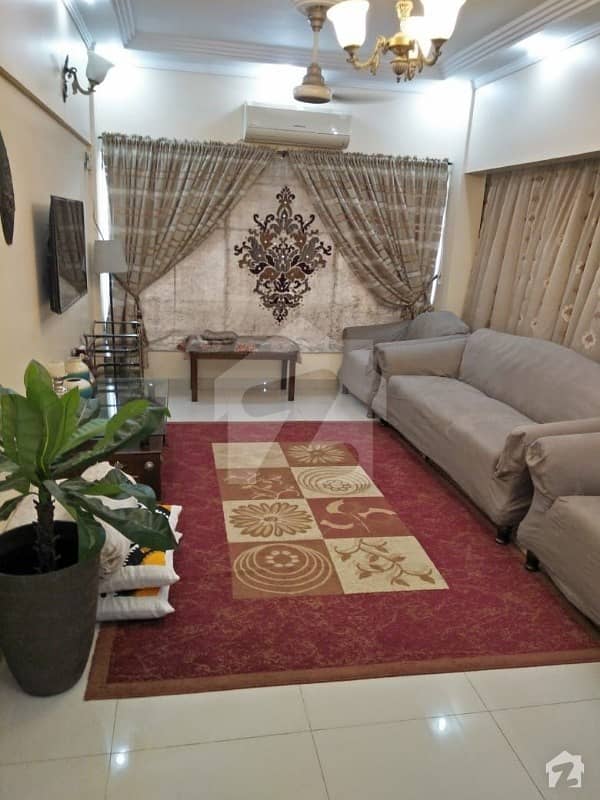 A Palatial Residence For Sale In Clifton Karachi