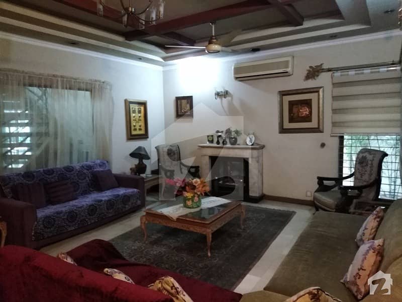 1 Kanal Super Good Bungalow For Sale Dha Phase 3 Near Y Block