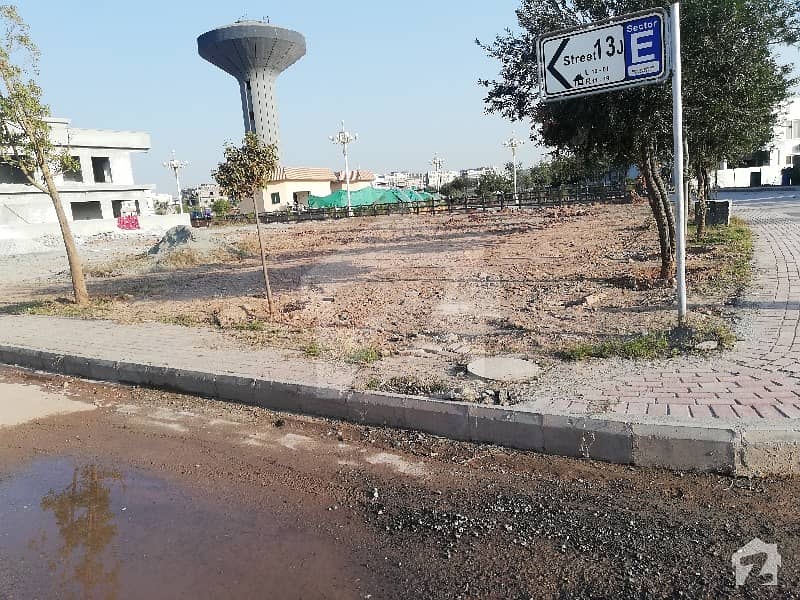 Bahria Enclave Islamabad Sector E Kanal Corner