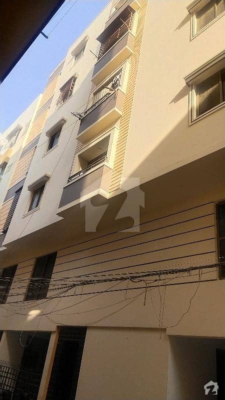 پی ای سی ایچ ایس بلاک 2 پی ای سی ایچ ایس جمشید ٹاؤن کراچی میں 2 کمروں کا 3 مرلہ فلیٹ 1 کروڑ میں برائے فروخت۔