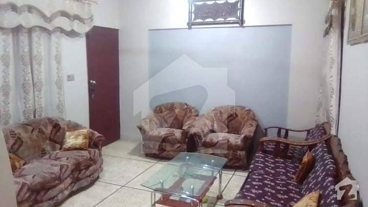 Ideally Located Flat Of 1250  Square Feet Is Available For Sale In Karachi