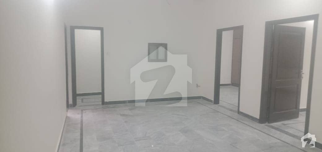 5 Marla Flat In Gulberg For Rent