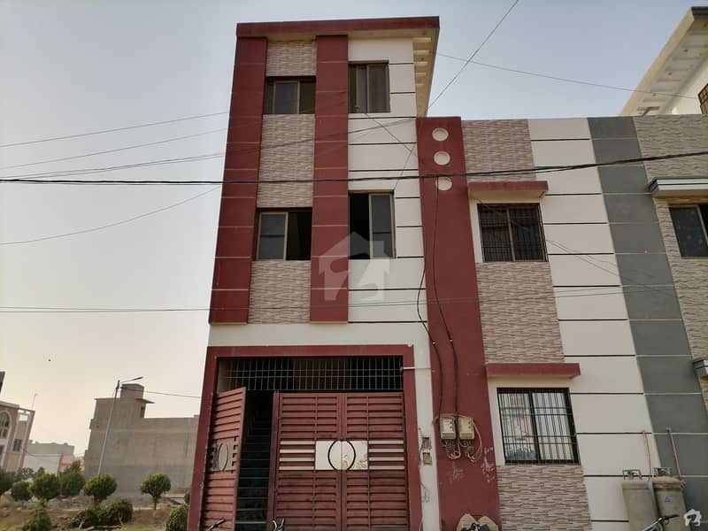 روک کوآپریٹو ہاؤسنگ سوسائٹی سکیم 33 کراچی میں 4 کمروں کا 5 مرلہ مکان 1.6 کروڑ میں برائے فروخت۔