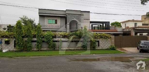 Wapda Town Phase 1 Owner Build 2 Kanal House Is Up For Sale 5 Bedrooms With Bath Wapda Town Phase 1 Owner Build 2 Kanal House Is Up For Sale 5 Bedrooms With Bath