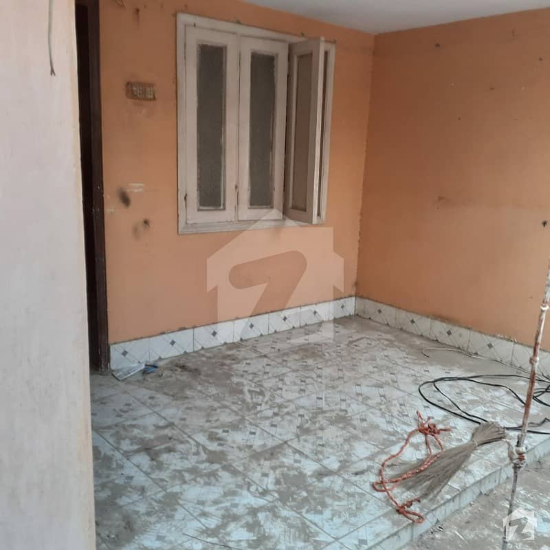 1080  Square Feet House Up For Sale In Dastgir Colony