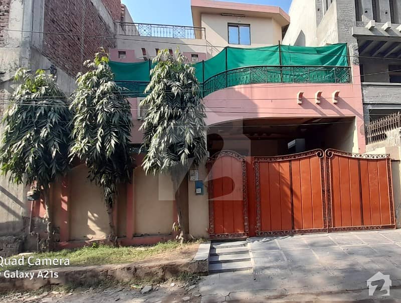 11 Marla Double Storey Double Portion Used House For Sale In Sabzazar Housing Scheme Block E Lahore