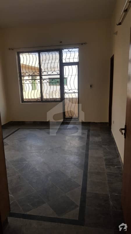 10 Marla Beautiful Upper Portion For Rent In Wapda Town