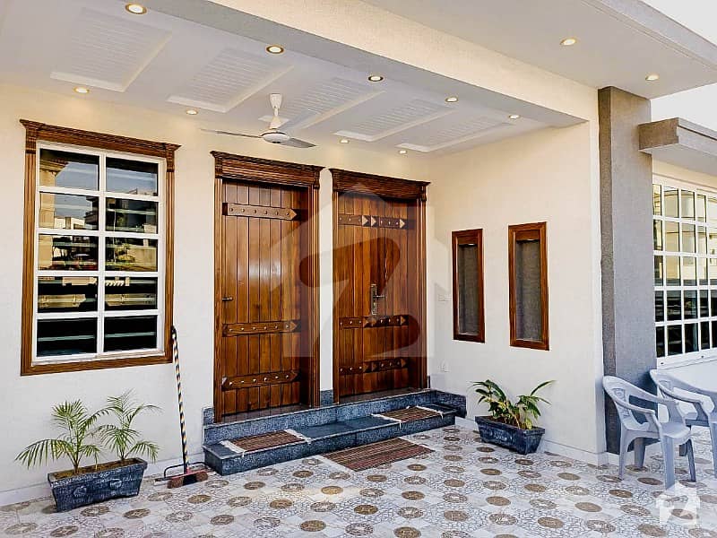 House For Rent In Beautiful Dha Defence