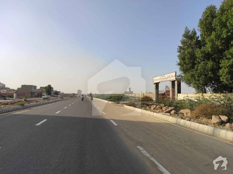 120 Sq Yd Plot For Sale In Qureshi CHS