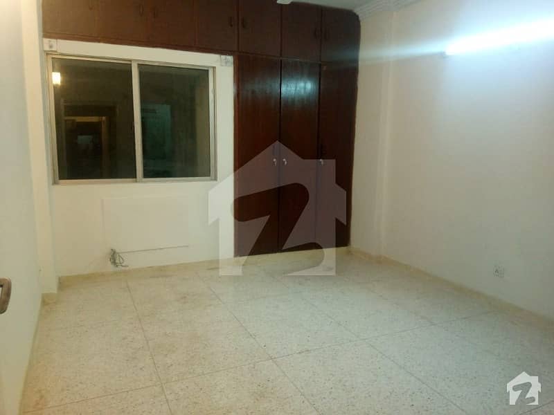 3 Bed Dd Flat Is Available For Rent Clifton Block 1