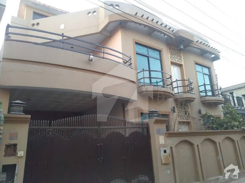 10marla Double Story House available For Sale In Lalazar Tulsa Road Near Sherzaman Colony