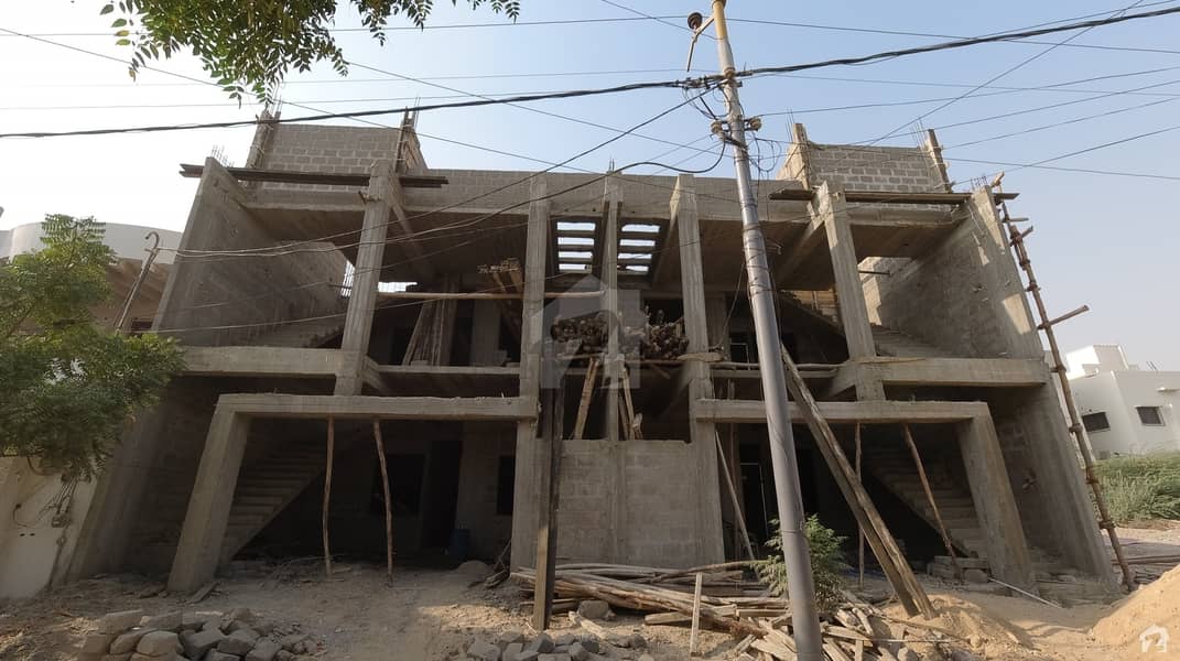 گلستانِِ جوہر ۔ بلاک اے 3 گلستانِ جوہر کراچی میں 3 کمروں کا 8 مرلہ مکان 3.2 کروڑ میں برائے فروخت۔