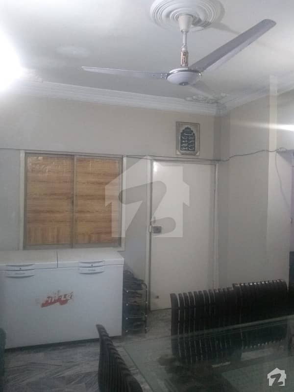 In Gulistan E Jauhar Flat For Sale Sized 1300  Square Feet