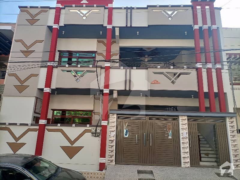 سادی ٹاؤن - بلاک 2 سعدی ٹاؤن سکیم 33 کراچی میں 6 کمروں کا 10 مرلہ مکان 2.8 کروڑ میں برائے فروخت۔