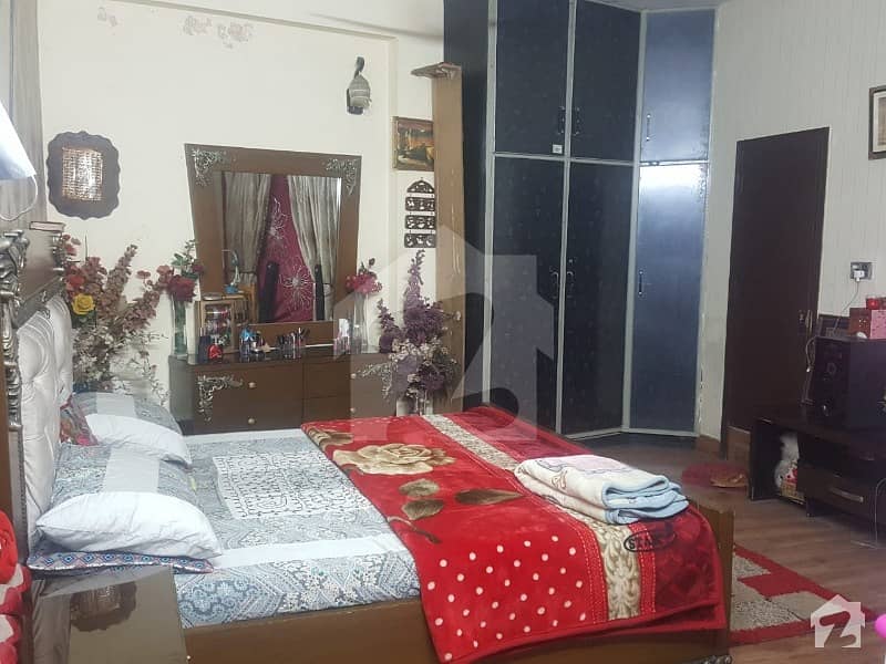 Flat Of 675  Square Feet In Samanabad For Sale