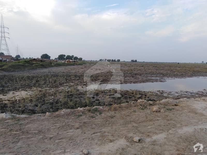 حیدرآباد - میرپورخاص روڈ ٹنڈو الہ یار میں 300.08 کنال زرعی زمین 52.7 کروڑ میں برائے فروخت۔