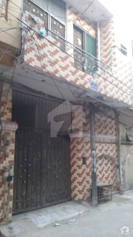 ہجویری ٹاؤن جڑاںوالا روڈ لاہور میں 5 کمروں کا 5 مرلہ مکان 80 لاکھ میں برائے فروخت۔