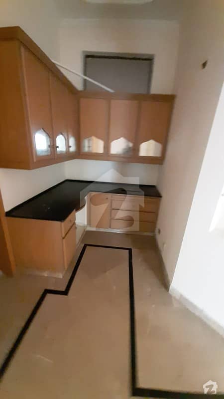 1 Kanal Lower Portion Elegant Design For Rent In D H A Lahore Phase 4 Block Aa