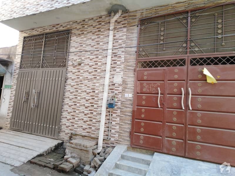 In Gulshan Colony 2.5 Marla House For Sale