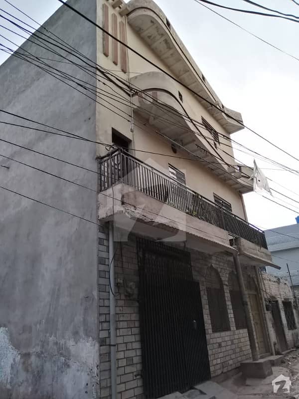 شاہ خالد کالونی راولپنڈی میں 7 کمروں کا 4 مرلہ مکان 95 لاکھ میں برائے فروخت۔