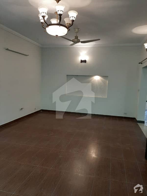 10 Marla 4 Bed House For Sale In Askari 11 Sector B