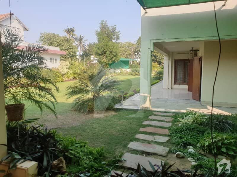 2000 Square Yards Bungalow Is Available For Sale