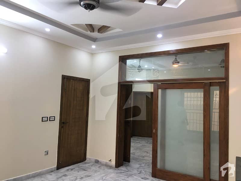 1 Kanal Upper Portion For Rent in DHA Phase 4 Lahore