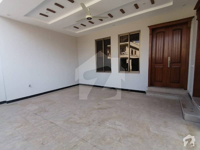 Extravagant 10 Marla Brand New House For Sale At D-12