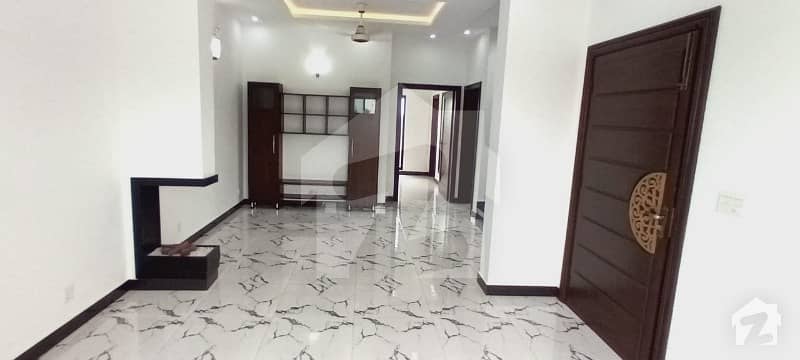 2000  Square Feet House Up For Rent In Dha Defence