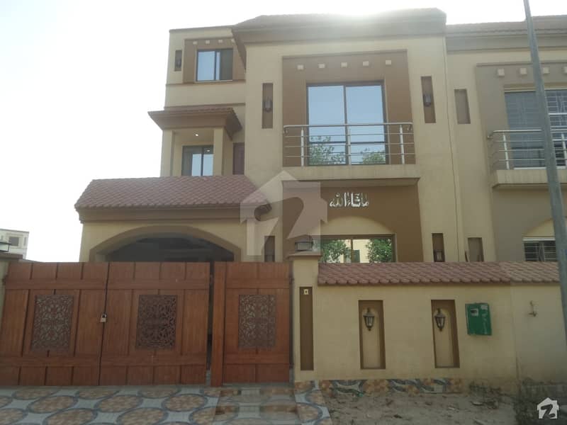 Bahria Nasheman House Sized 5 Marla Is Available