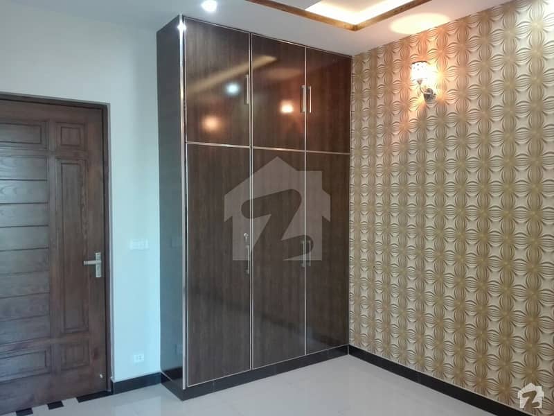5.5 Marla Lower Portion Situated In Bahria Town For Rent