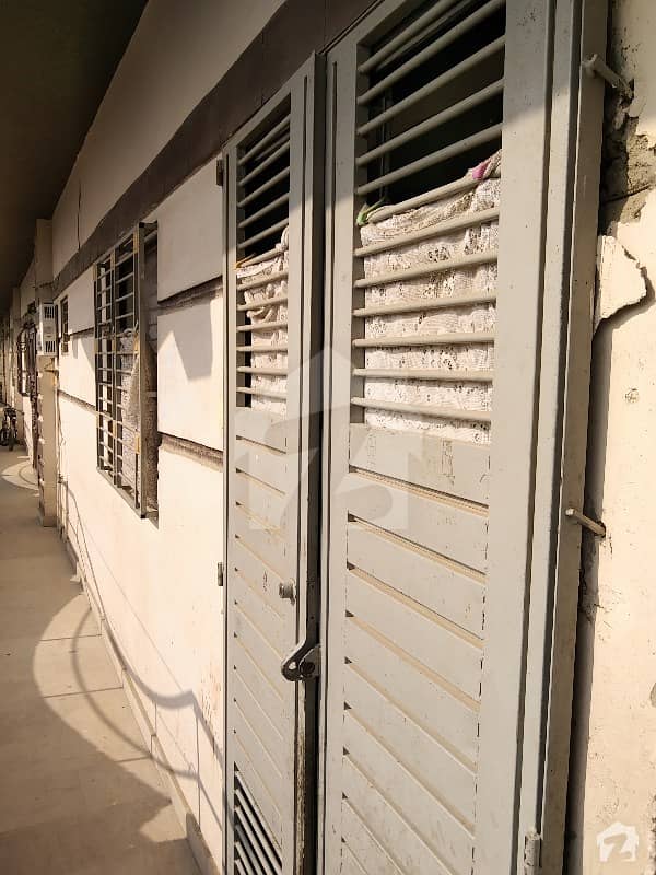 ناظم آباد - بلاک 5بی ناظم آباد کراچی میں 2 کمروں کا 2 مرلہ فلیٹ 50 لاکھ میں برائے فروخت۔