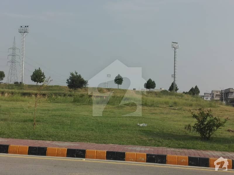 20 Marla Residential Plot At Hot Location For Sale In Faisal Margalla City