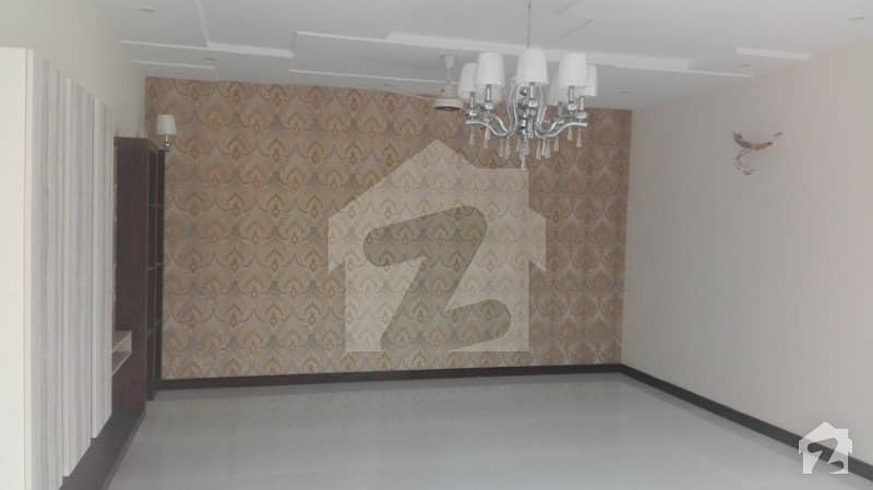 1 Kanal beautiful full House For Rent In Dha Phase 4