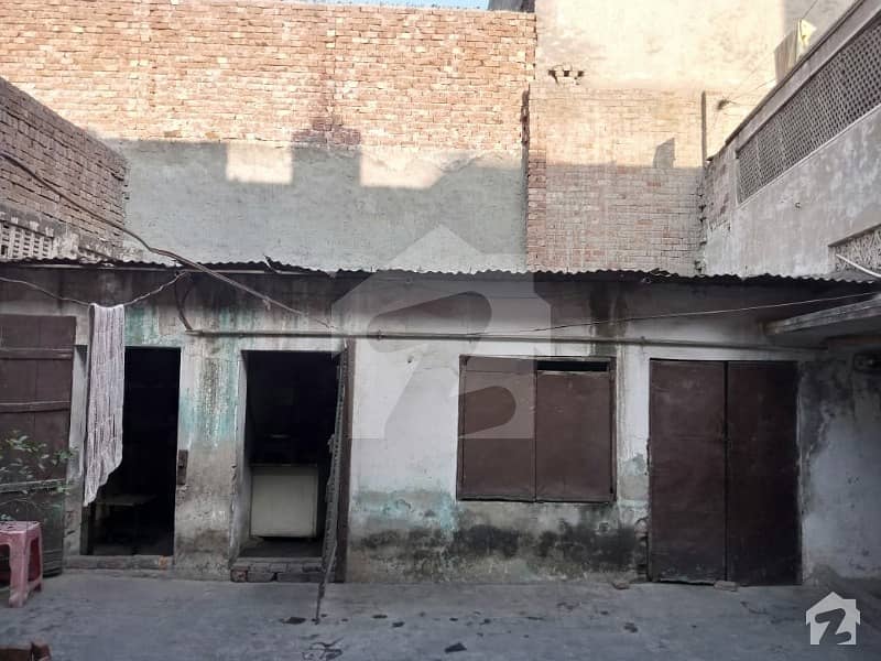 باغبانپورہ لاہور میں 6 مرلہ مکان 1 کروڑ میں برائے فروخت۔