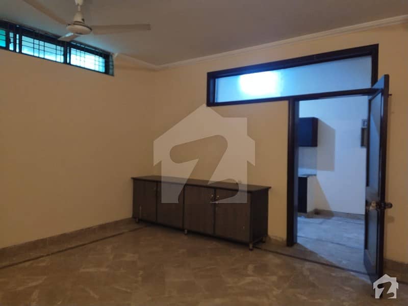 Lavish Location One Kanal Full House Available For Rent In Phase 1