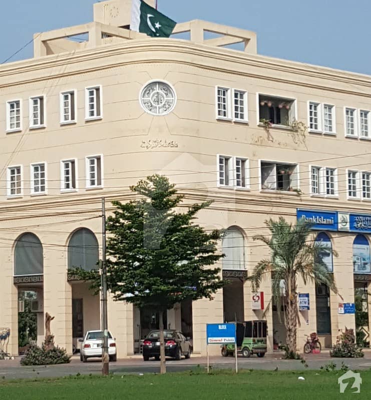 ویلینشیاء - کمرشل زون ڈی ویلینشیاء ہاؤسنگ سوسائٹی لاہور میں 5 مرلہ دفتر 95 ہزار میں کرایہ پر دستیاب ہے۔