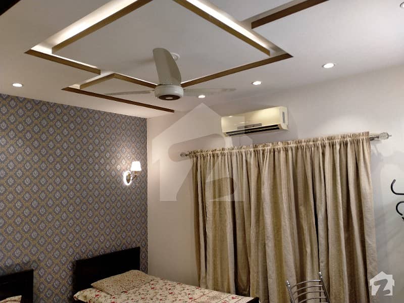 ویلینشیاء ہاؤسنگ سوسائٹی لاہور میں 3 کمروں کا 10 مرلہ بالائی پورشن 42 ہزار میں کرایہ پر دستیاب ہے۔