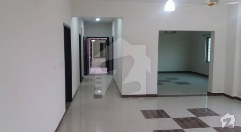 12 Marla 4 Bedroom Flat Available For Sale In Askari 11 Lahore