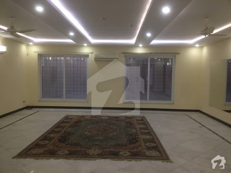 F7 New Lavish Apartment Available For Rent