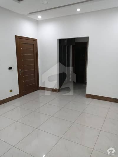2 Kanal Upper Portion Available For Rent 2 Kanal Upper Portion Available For Rent