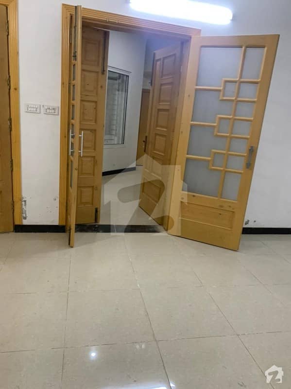 Independent Portion For Rent 14 Marla 4 Bed In Officers Colony Wah