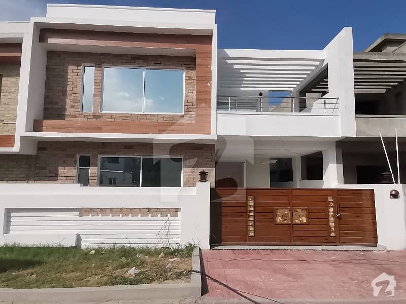 10 Marla Beautiful House Is Available For Rent In Sector C3